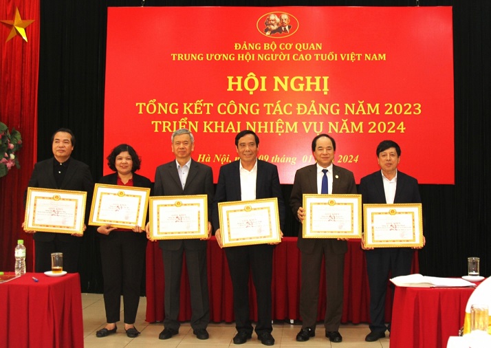 Đảng bộ Cơ quan Trung ương Hội NCT Việt Nam tổ chức hội nghị tổng kết công tác năm 2023